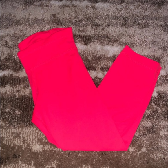 Under Armour Capri Legging - Picture 1 of 3